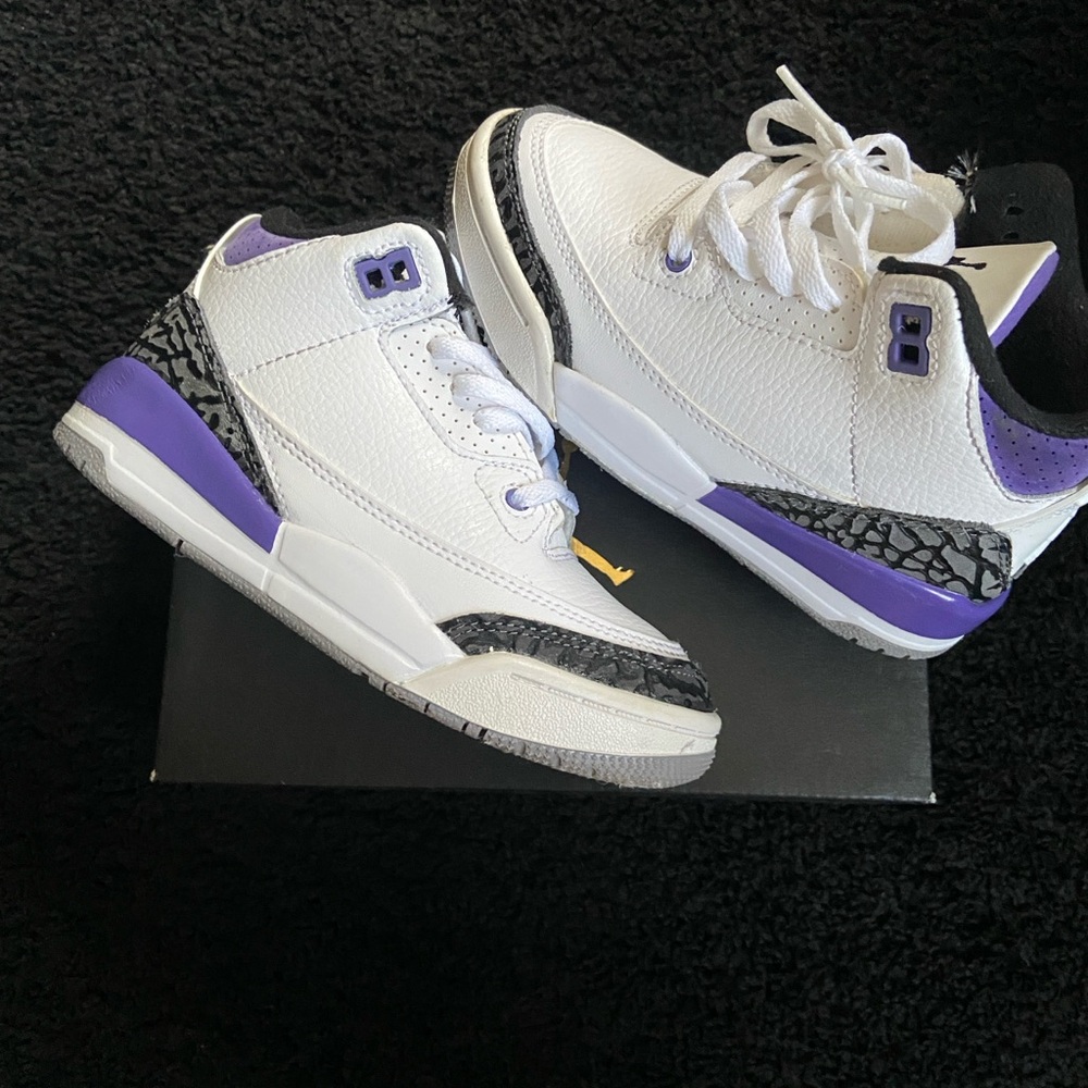 Jordan Kids White and Purple Sneakers